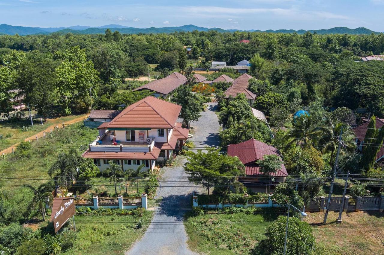 Bantung Resort Sukhothai Exterior foto